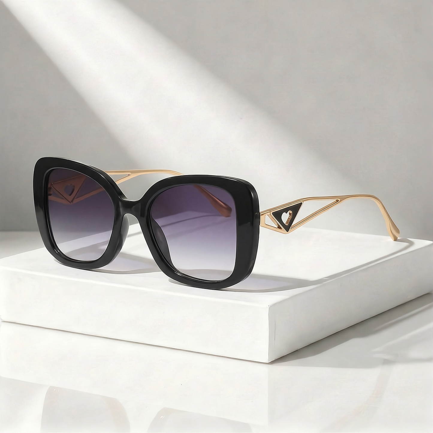 ESME BUTTERFLY SUNGLASSES