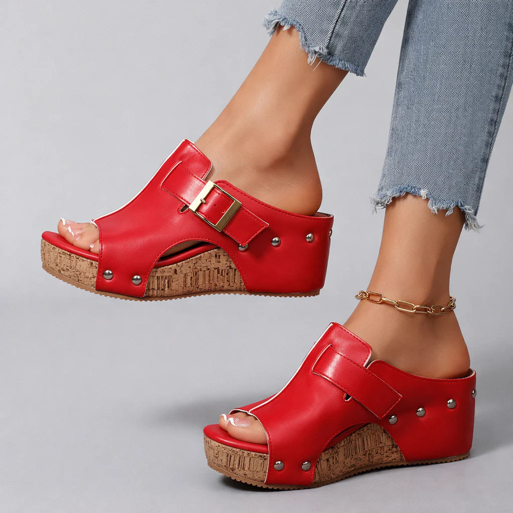LINNEA LEATHER SANDAL