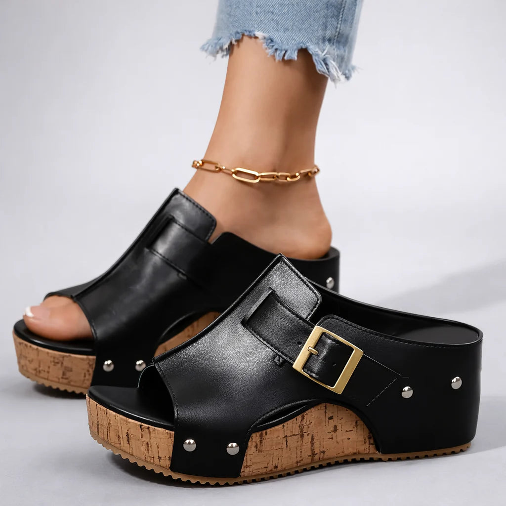 LINNEA LEATHER SANDAL