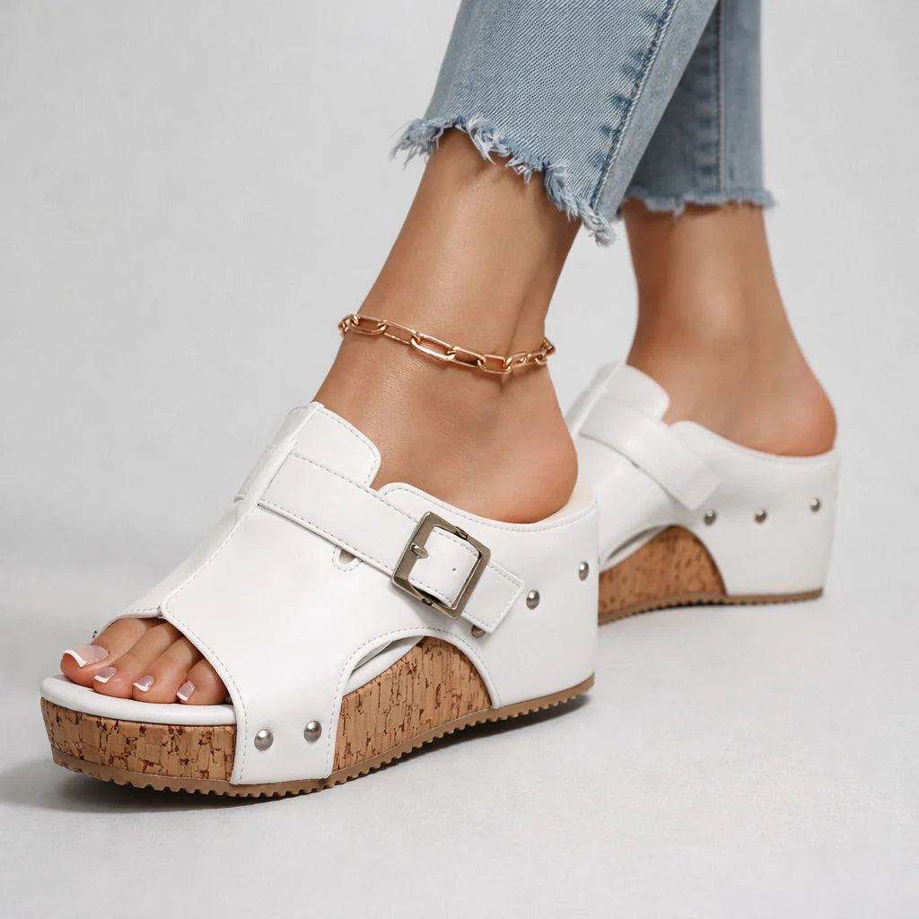 LINNEA LEATHER SANDAL