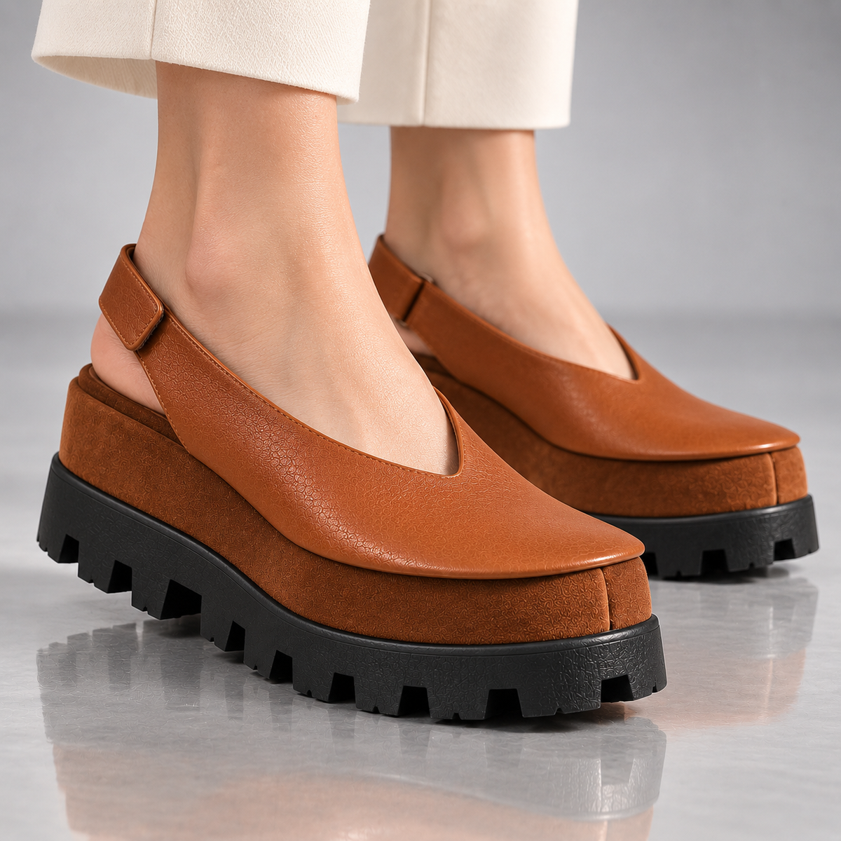 CORDELIA LEATHER SLINGBACK