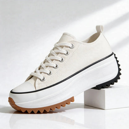 NOVA PLATFORM CANVAS SNEAKER