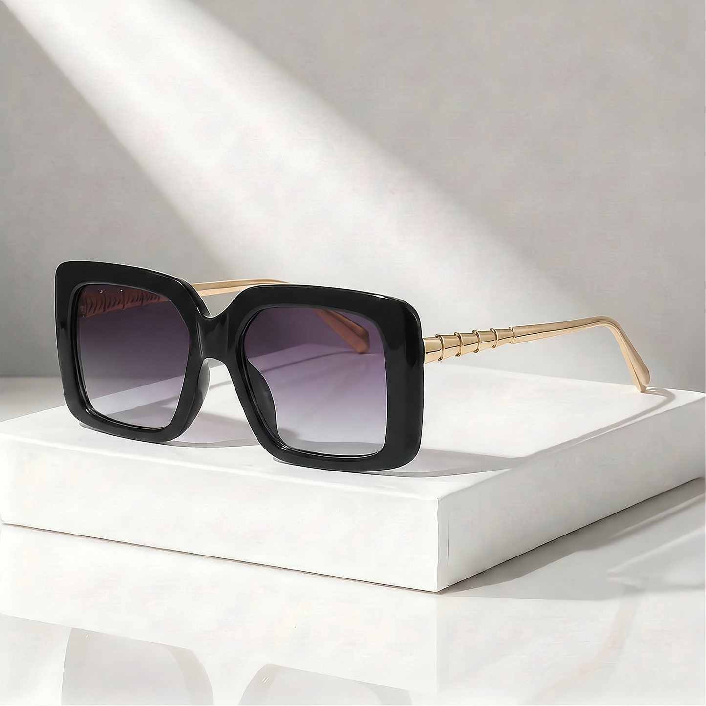 AURORA SQUARE SUNGLASSES
