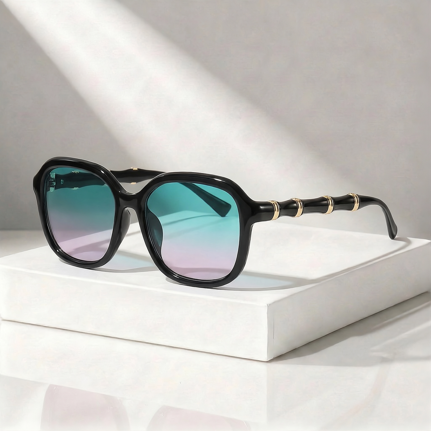 NORA BAMBOO ROUND SUNGLASSES