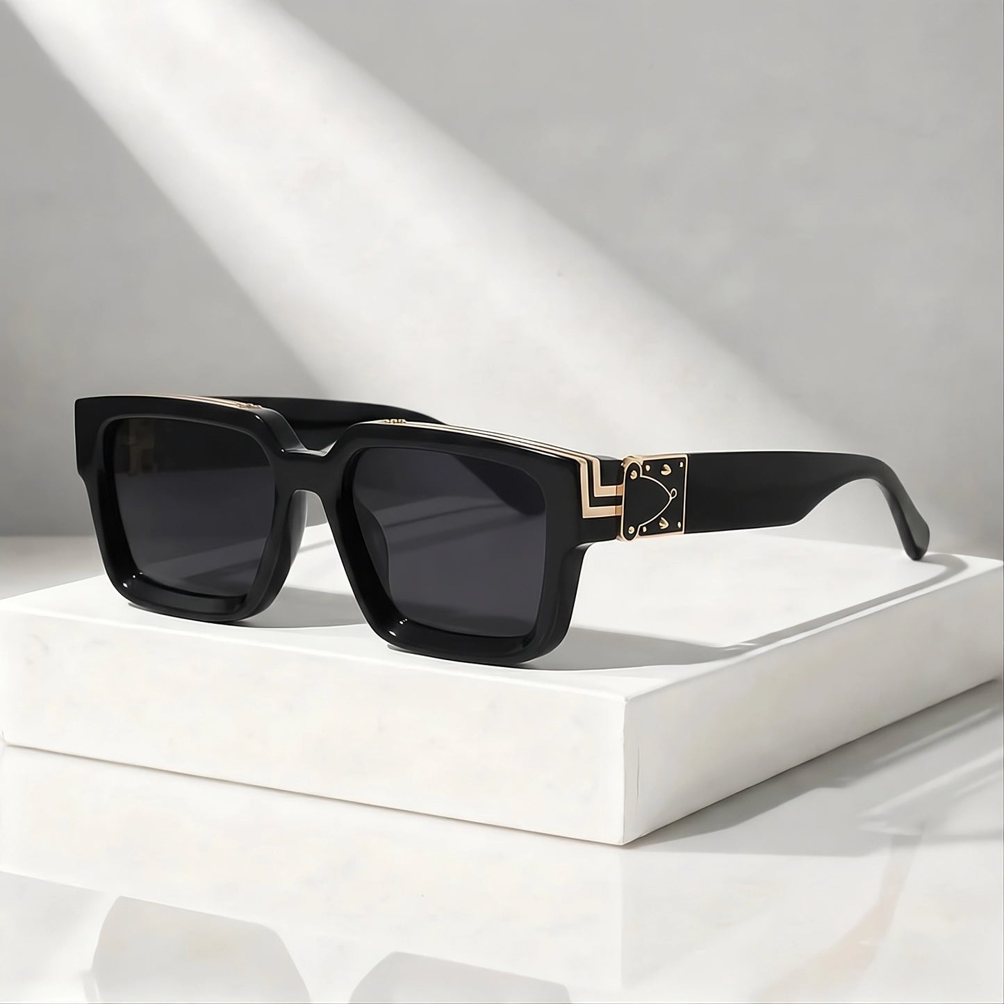 VIENNA BOLD SQUARE SUNGLASSES